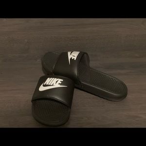 Nike slides